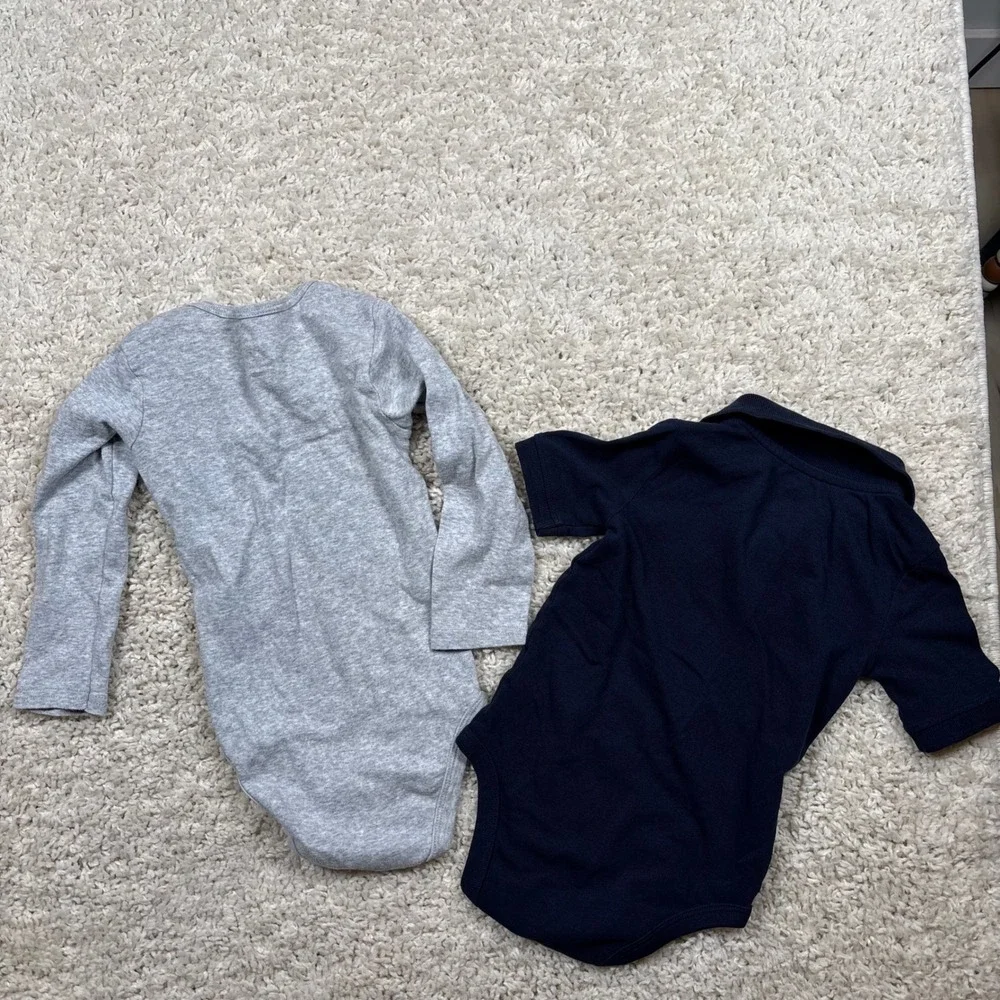 OshKosh B'gosh & Wann-A-Bees Boys‎ 18m Polo and Gray Long Sleeve Bodysuit Set